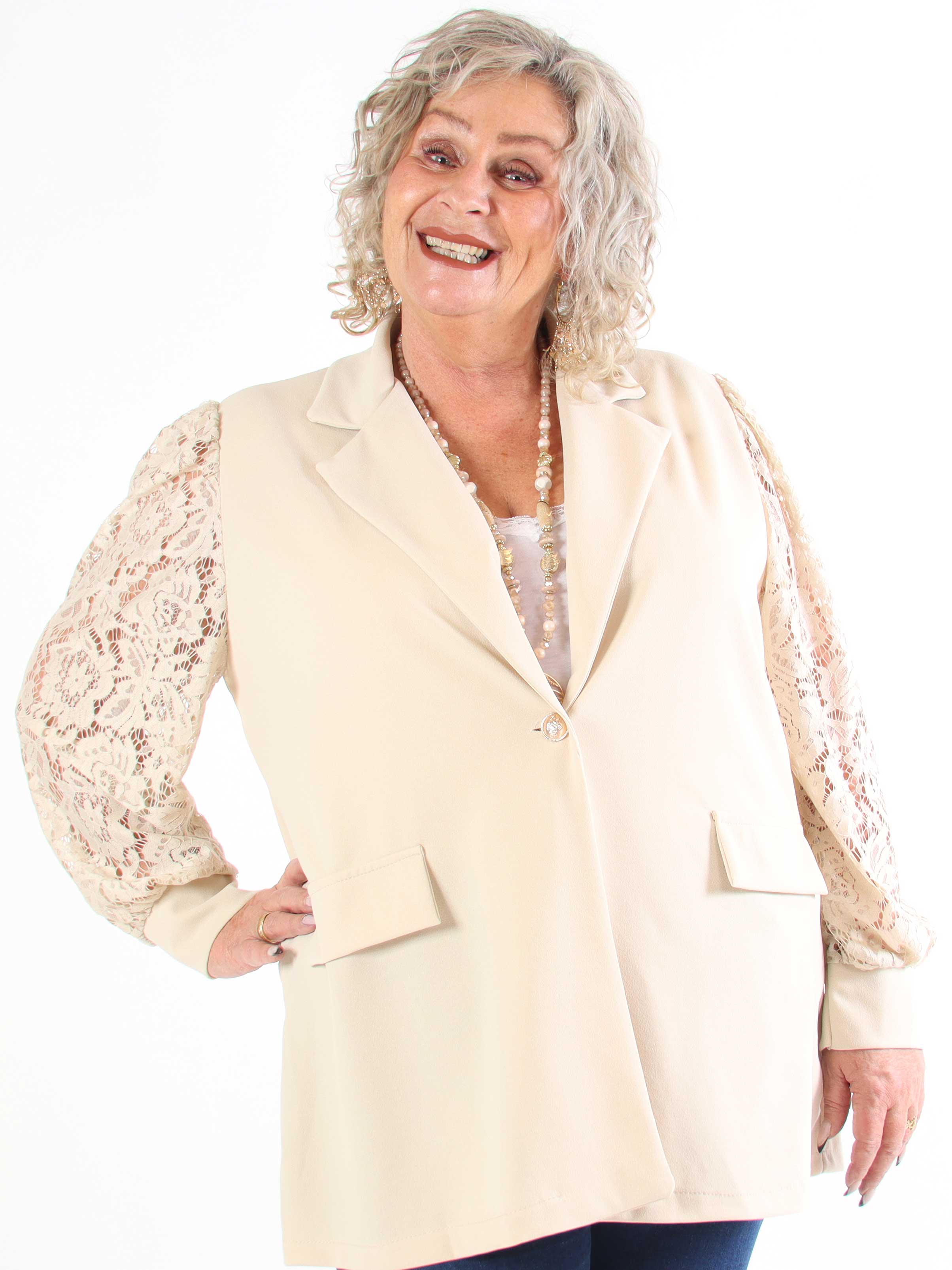 Kata Lace - Oversized blazer med blondeærmer